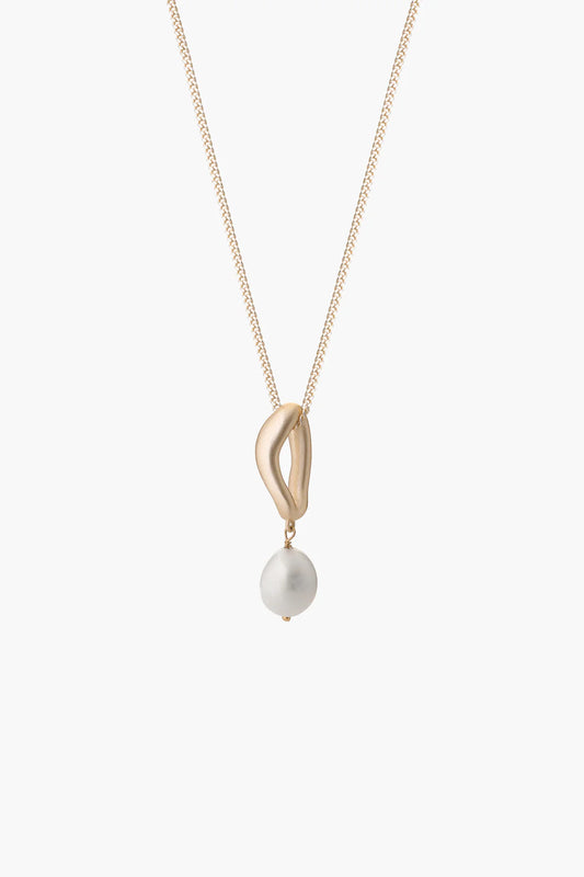 Tranquil Gold Pearl Necklace