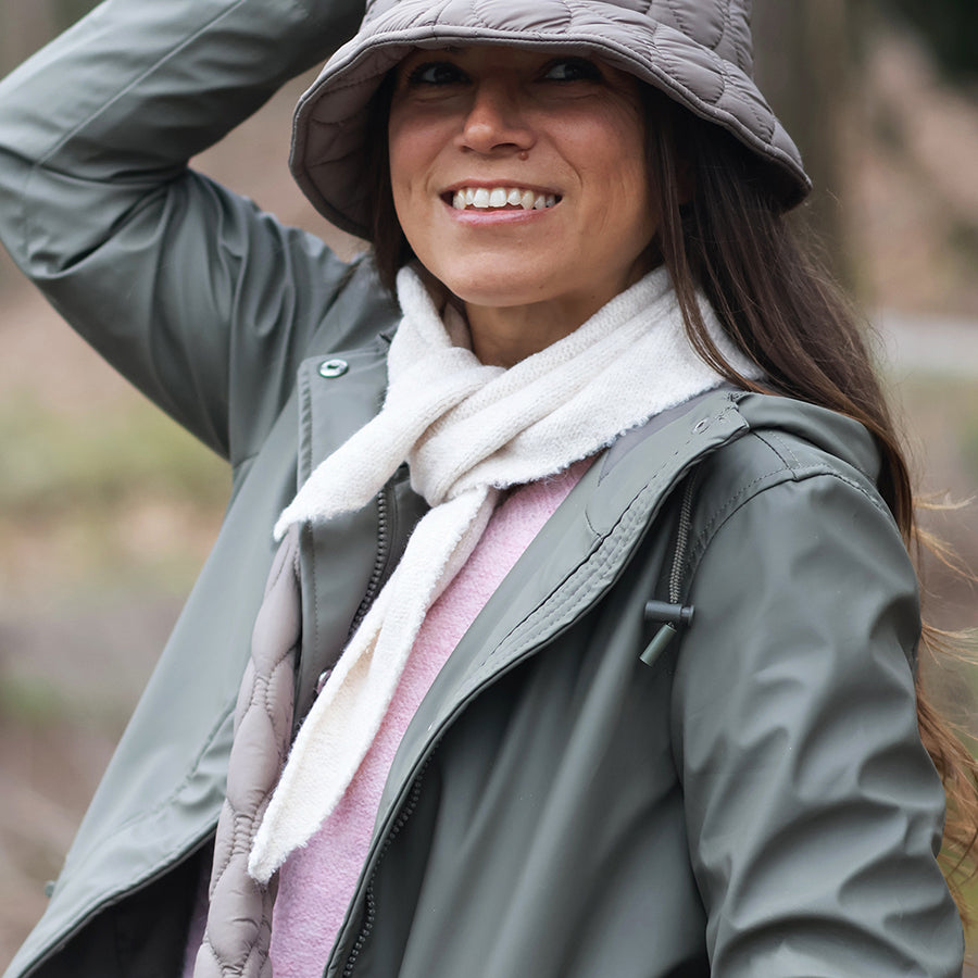 Knitted Triangle Scarf Oatmeal