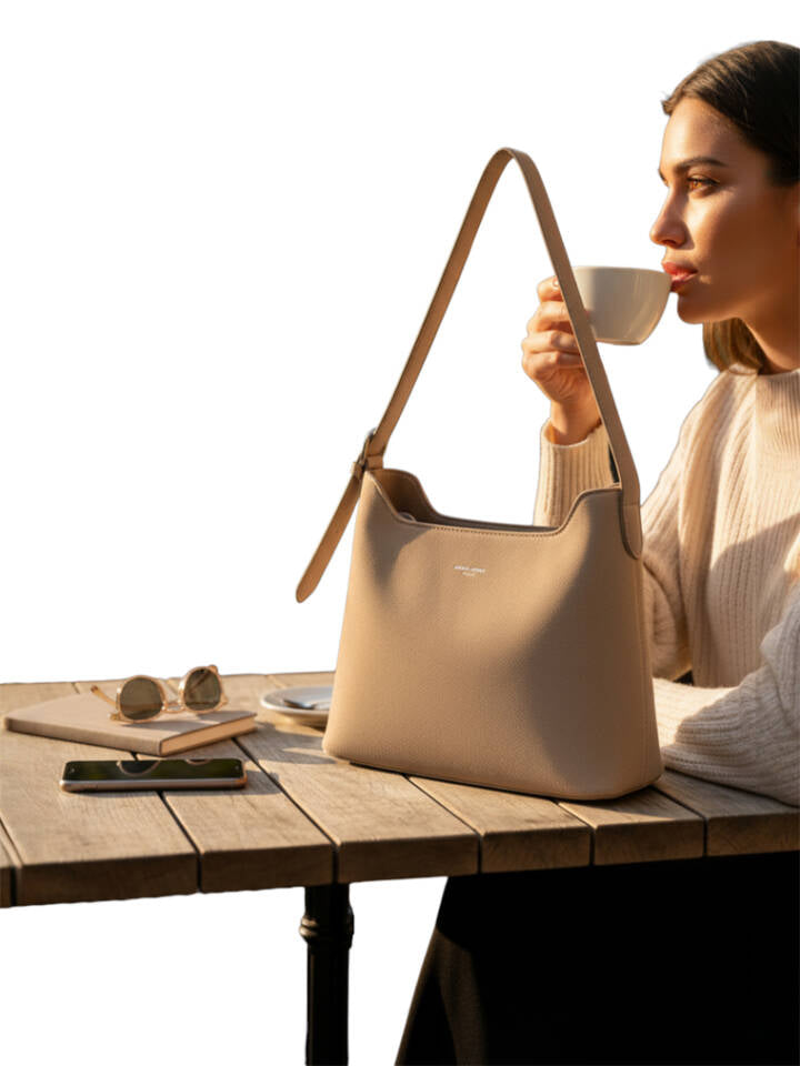 David Jones Bucket Handbag Oxford Tan