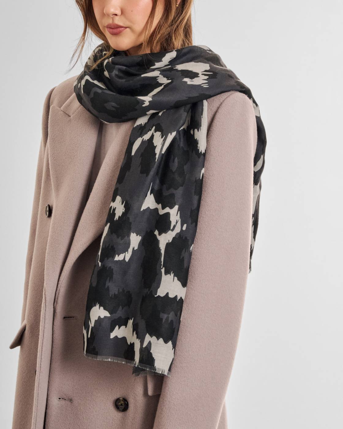 Katie Loxton Brush Stroked Leopard Print Scarf in Grey & Black