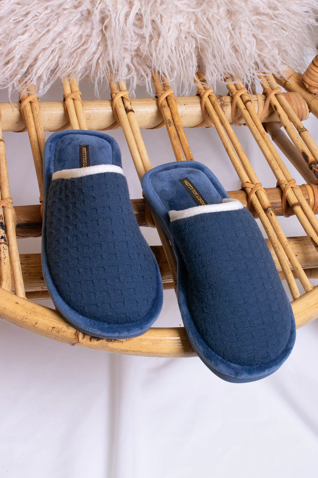 Pretty shop you slippers