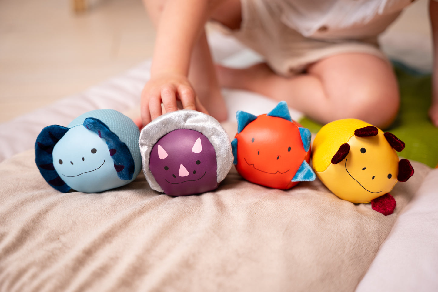 Dino Friends Dooballs Set Of Four