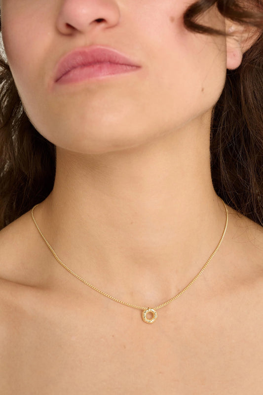 Silence Necklace Gold