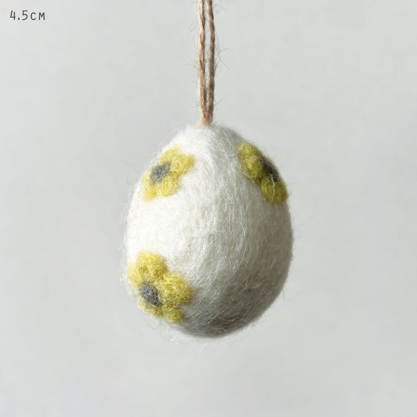 Daisy Felt Egg Yellow