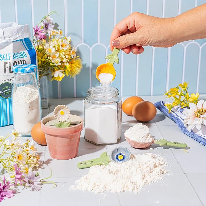 Flower Measuring Spoons With Pot