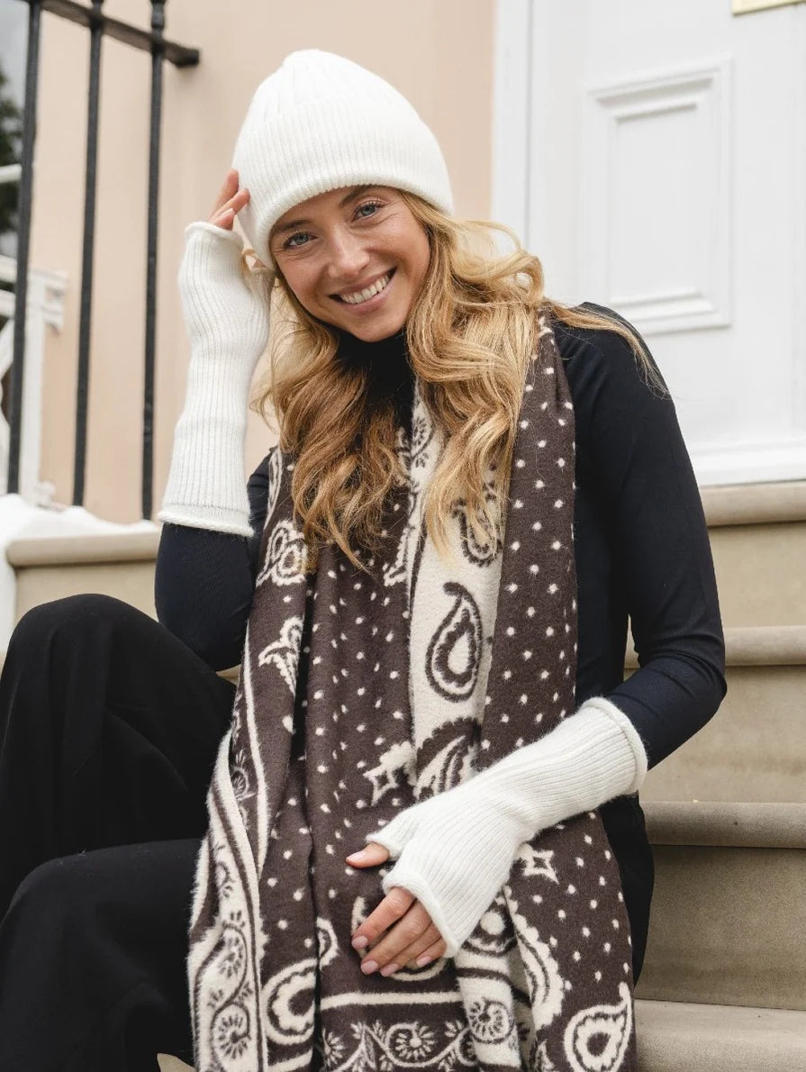 Ladies Knit Gloves Winter White
