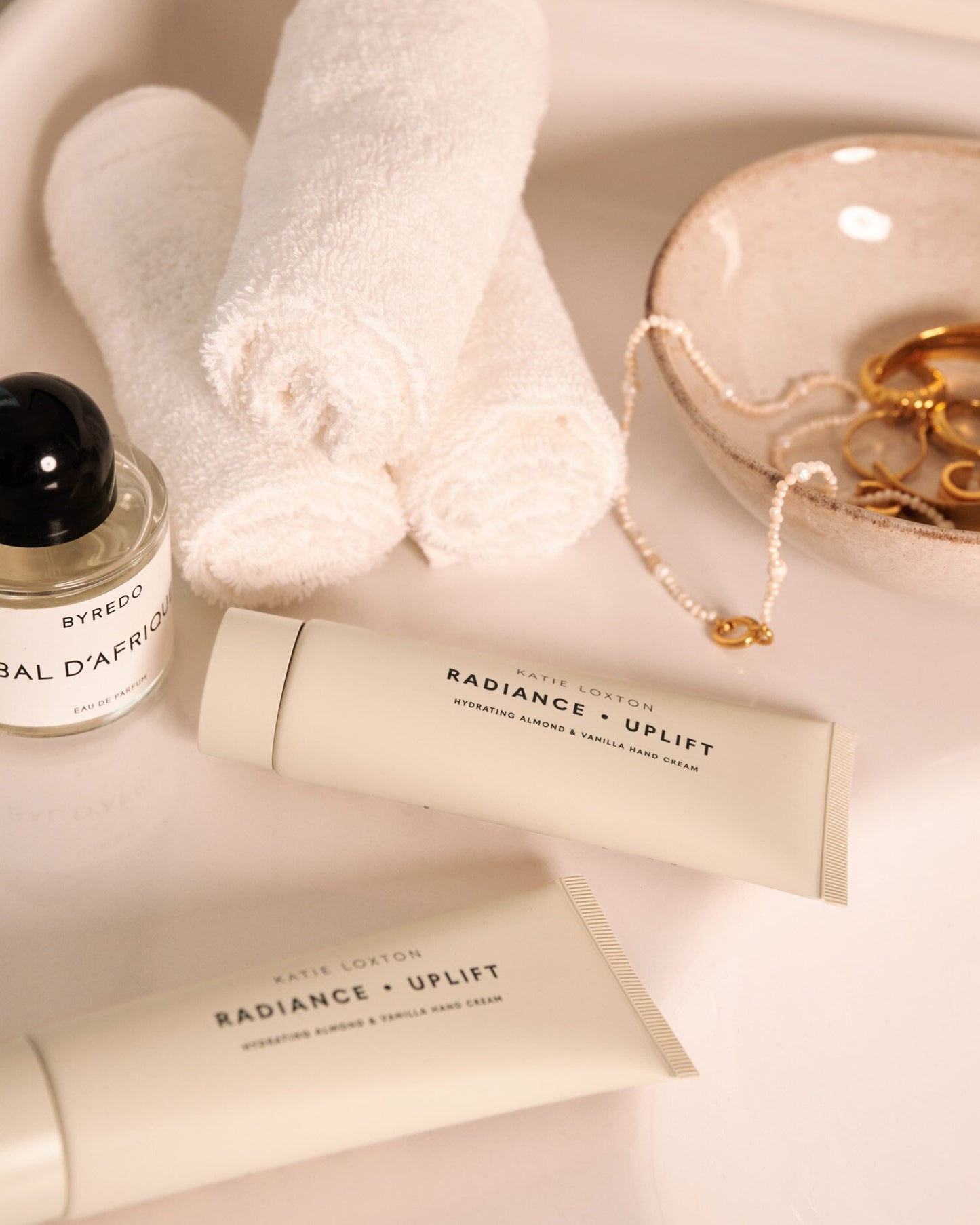 Katie Loxton Radiance Hand Cream in Almond & Vanilla in White Star Boxed