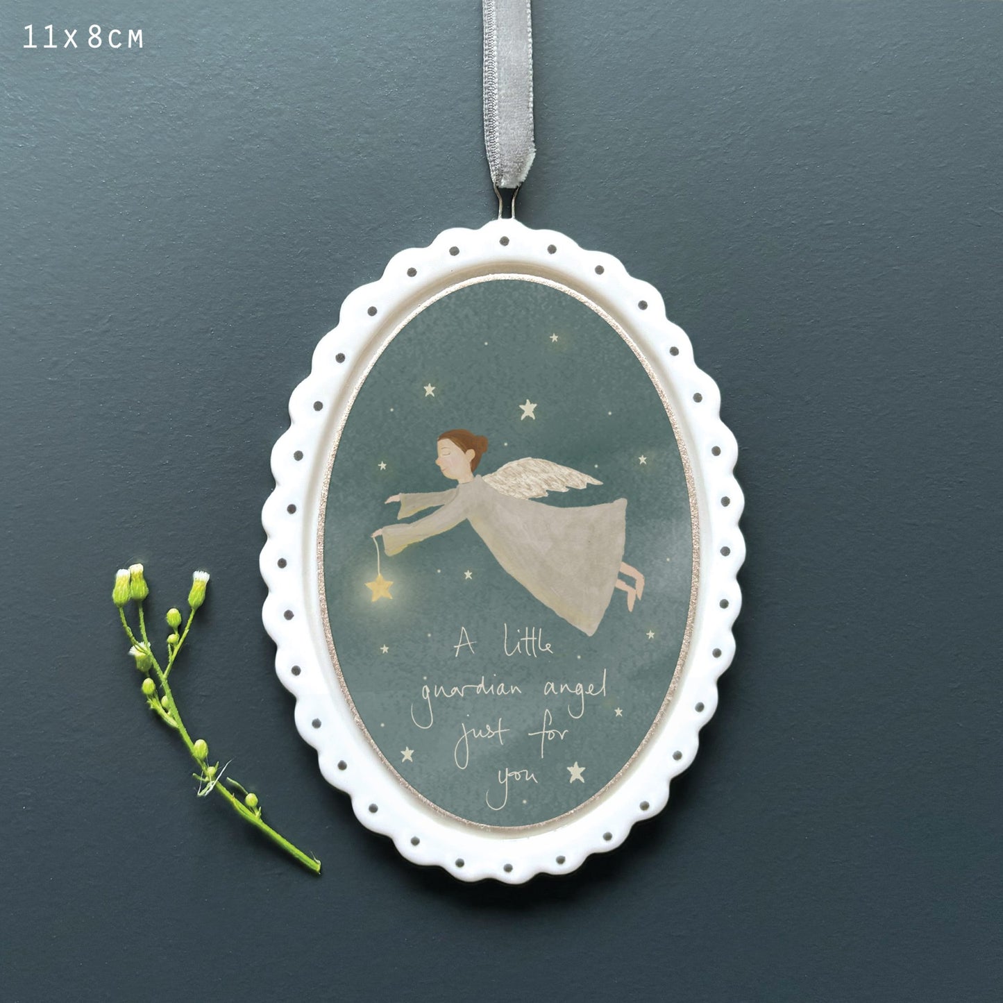 Scallop Oval Frame Guardian Angel