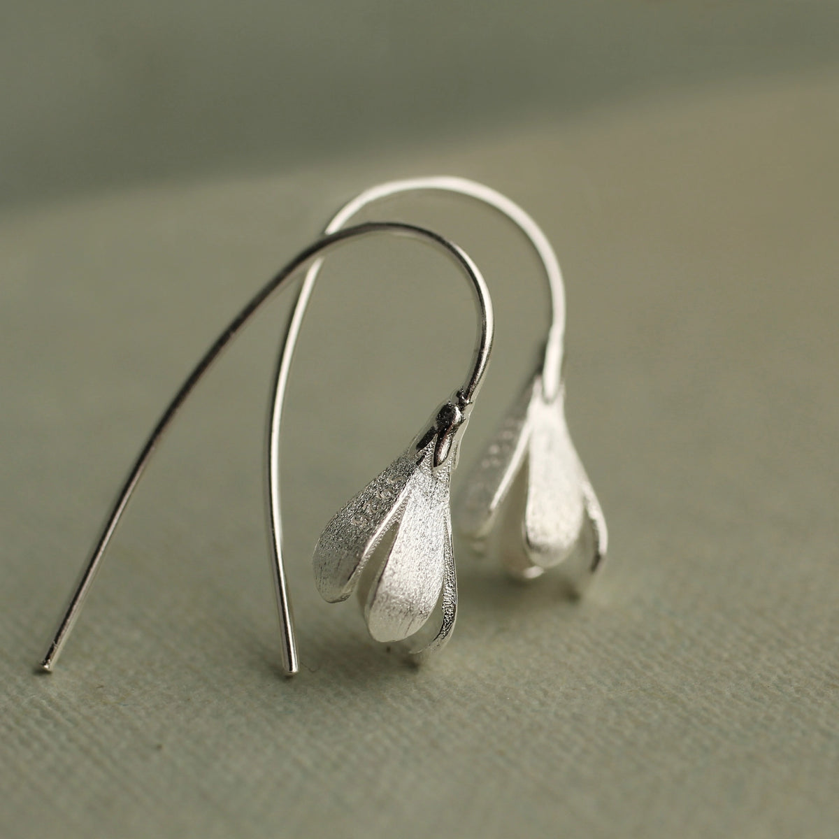 Snowdrop Earrings Silver