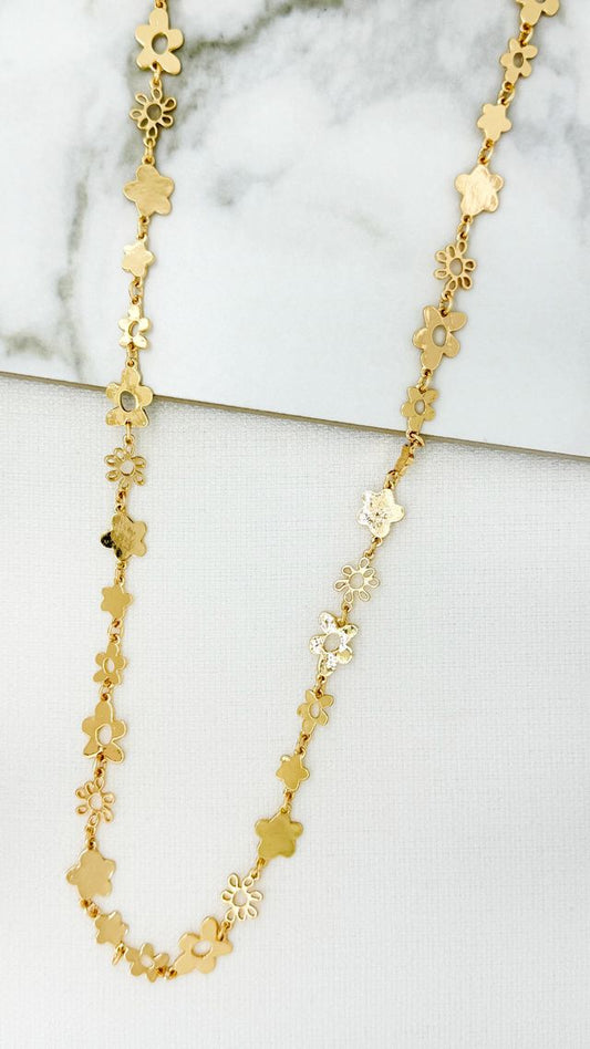 Envy Flower Long Necklace Gold