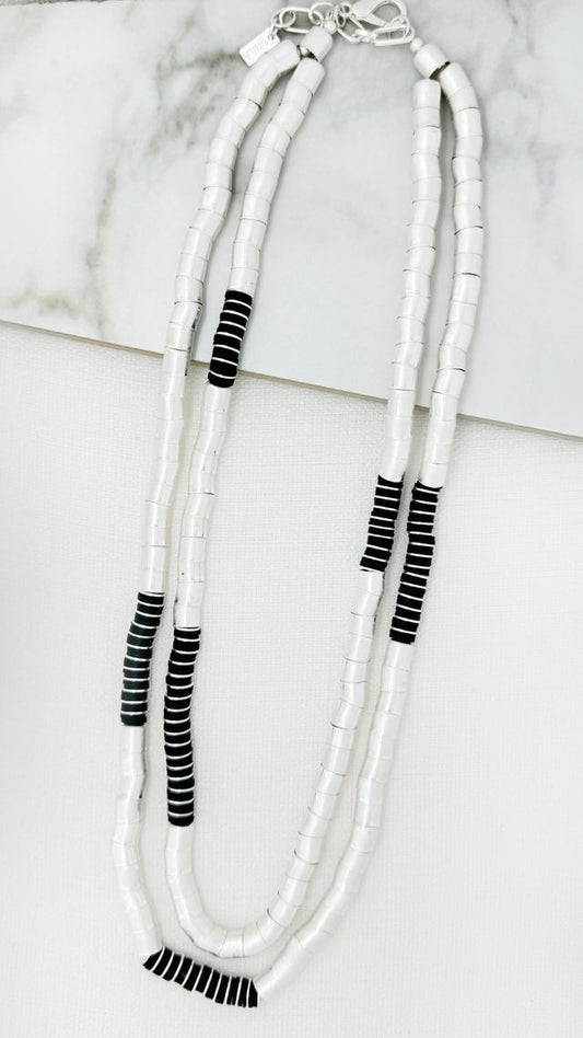 Envy Disc Necklace Black & White