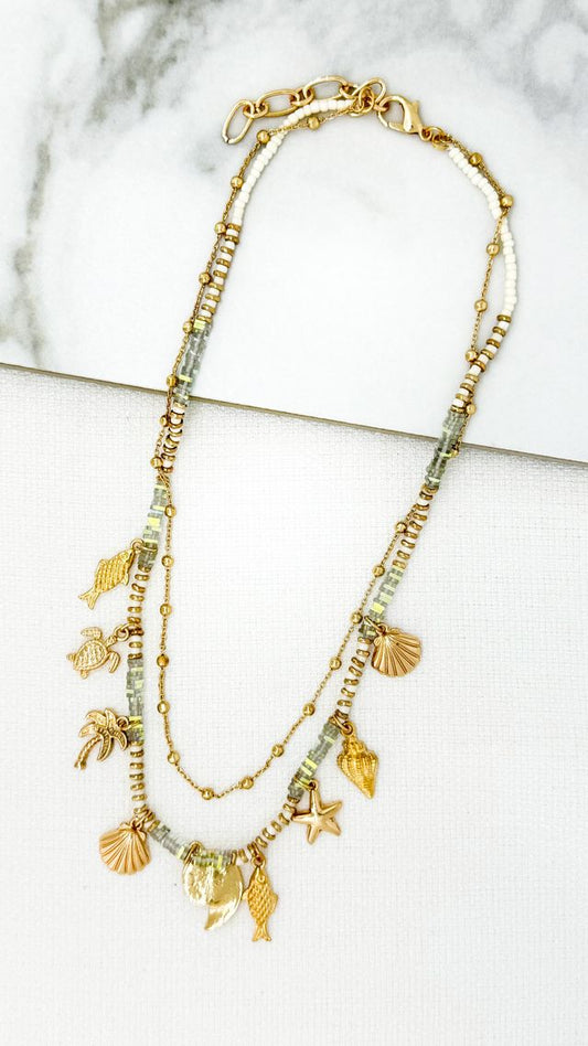 Envy Shell Charm Necklace Gold