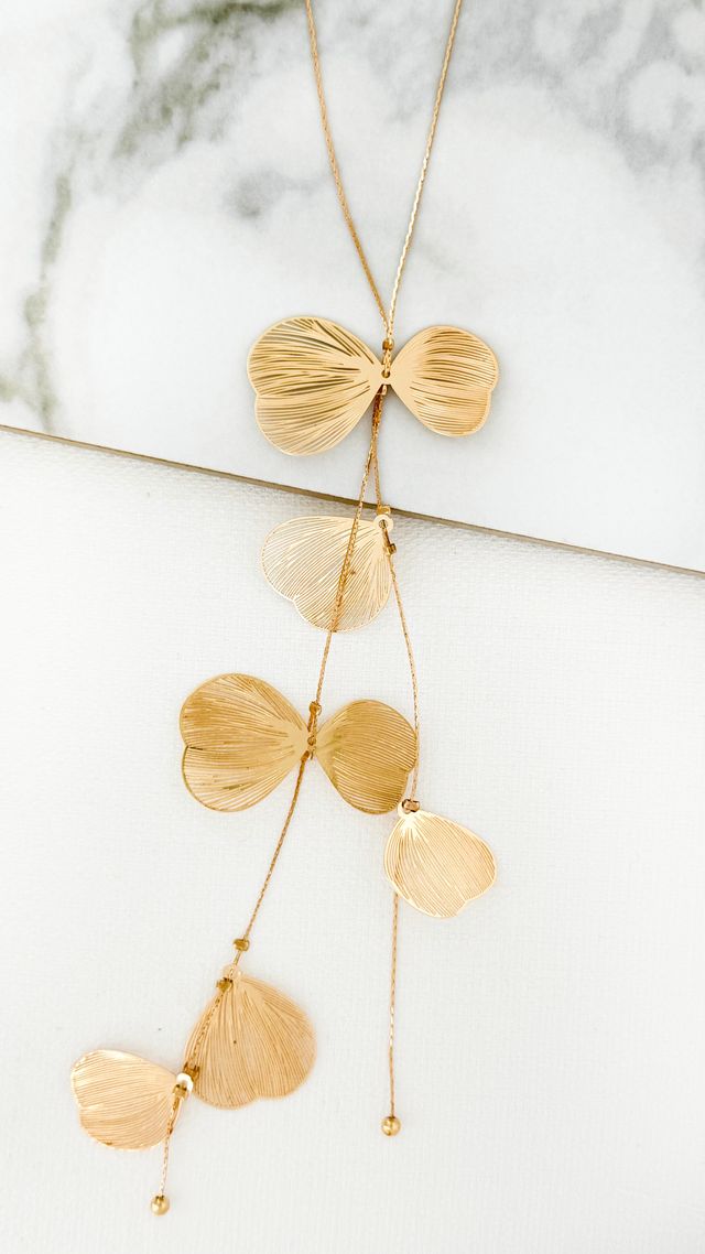 Envy Gold Petal Necklace