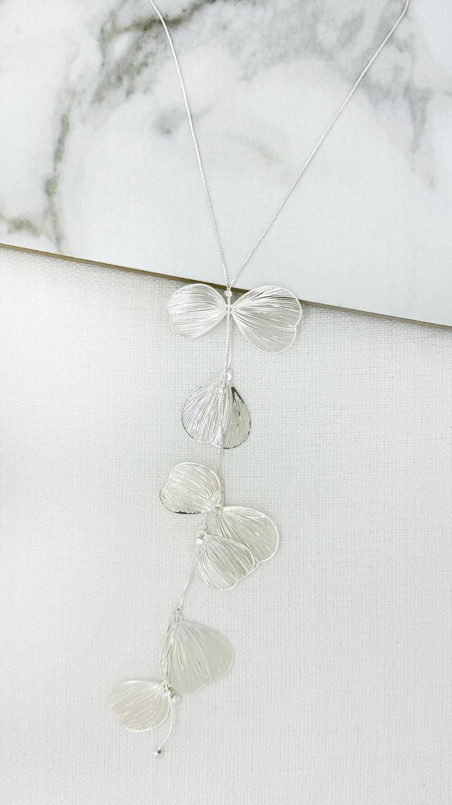 Envy Silver Petal Necklace