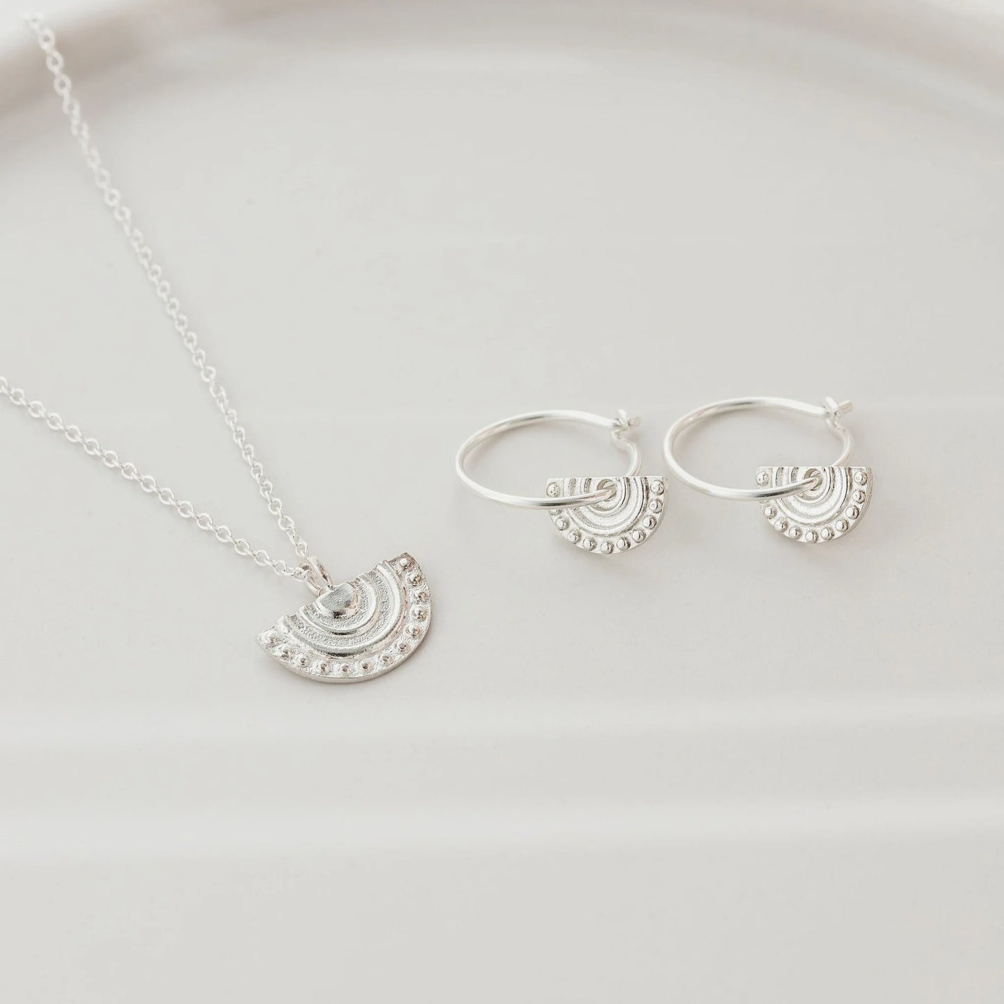 Delphi Necklace Silver