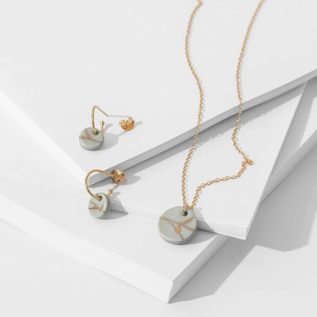 Clay Kintsiguri Earrings Gold