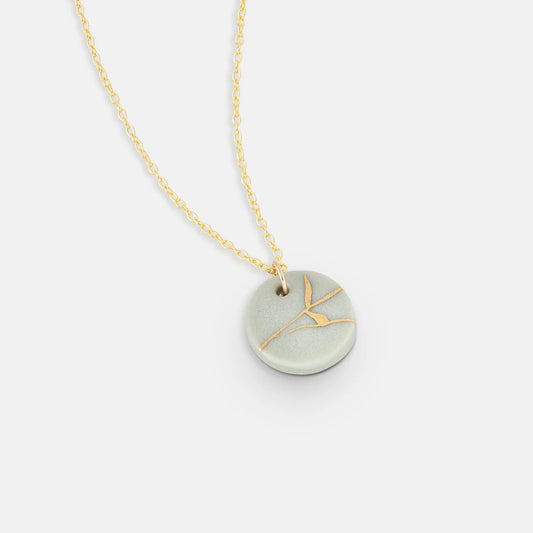 Clay Kintsiguri Necklace Gold