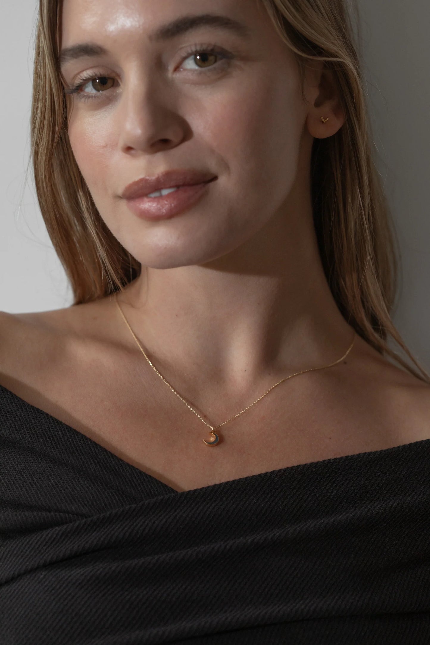 Slate Moon Necklace Gold
