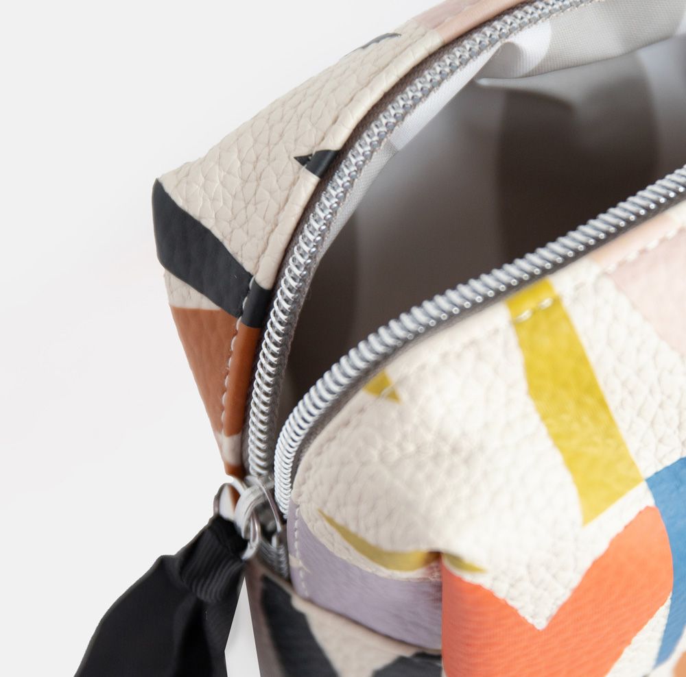 Checkmate Hearts Mini Cube Cosmetic Bag