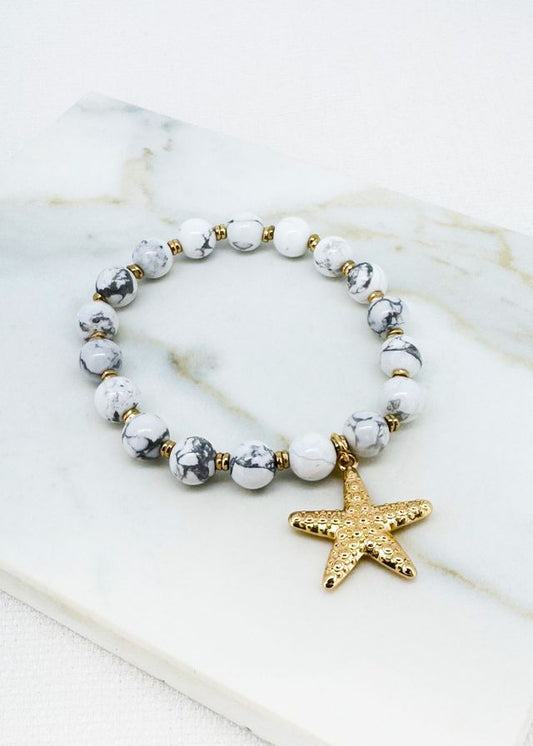 Envy Beaded Charm Bracelet Gold & White