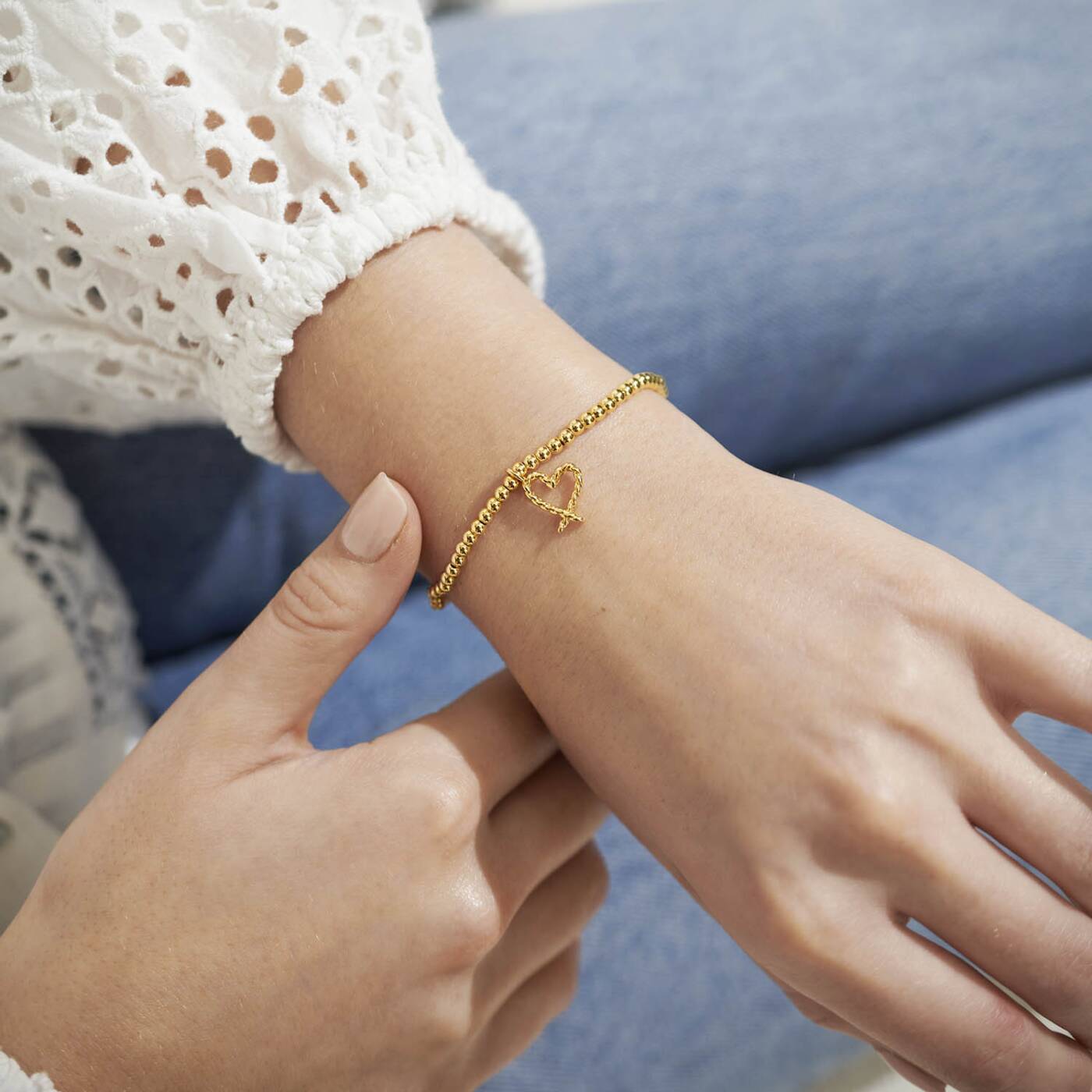 A Little ‘Super Sister’ Bracelet Gold
