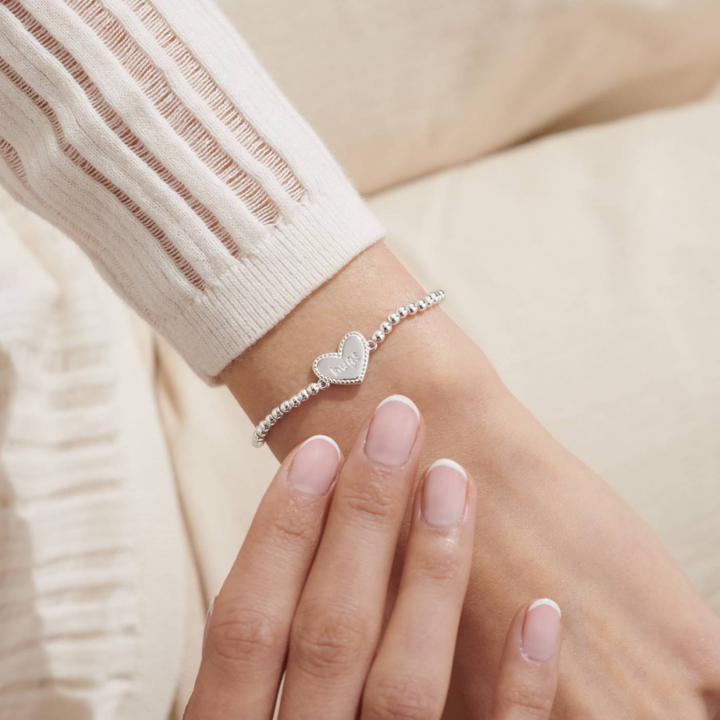 A Little ‘Big Hugs’ Bracelet