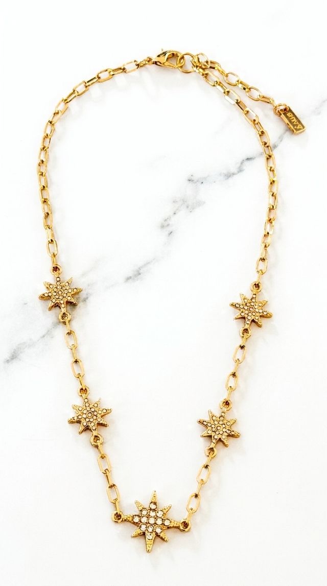 Envy Star Necklace Gold