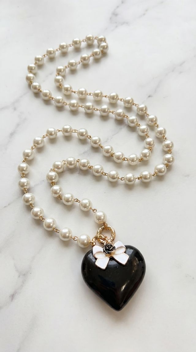 Envy Heart Pendant Long Necklace Gold