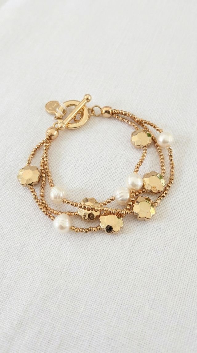 Envy Bracelet Gold & Pearl T-Bar Bracelet
