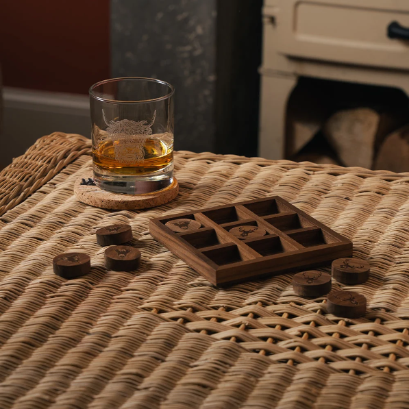 Wooden Tic Tac Toe Stag & Highland Cow Design