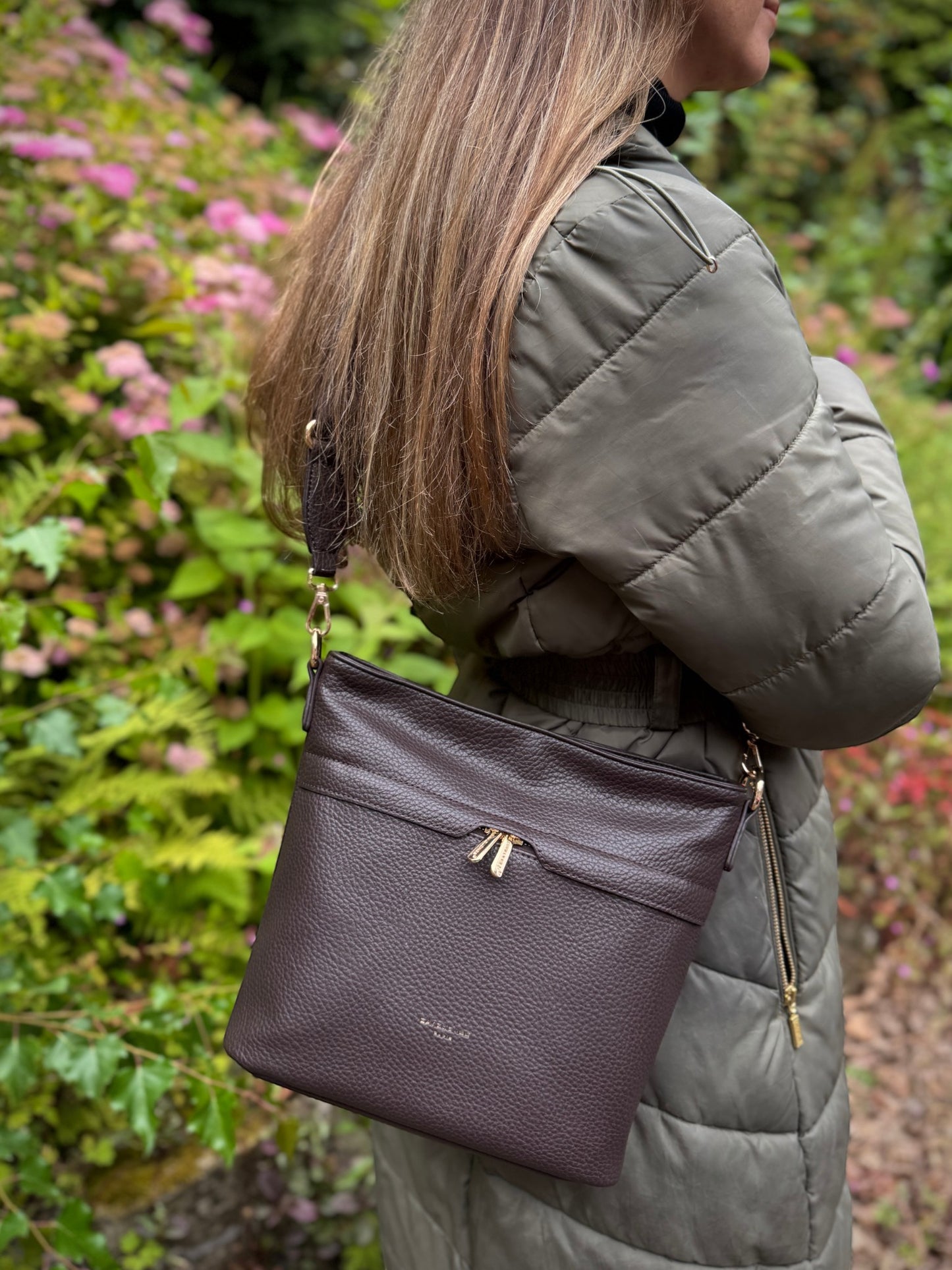 David Jones Slouch Crossbody Bag Black