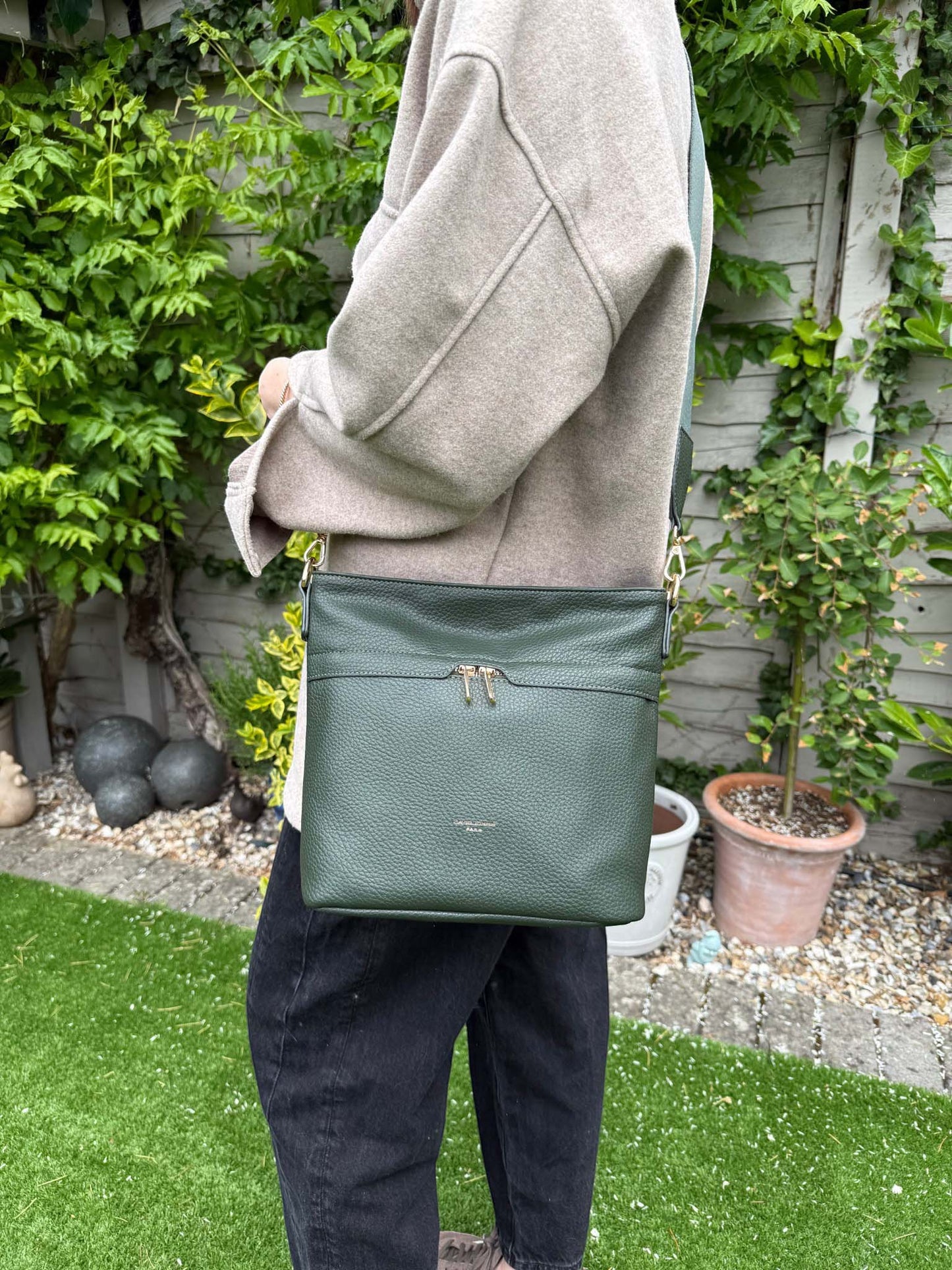 David Jones Slouch Crossbody Bag Black