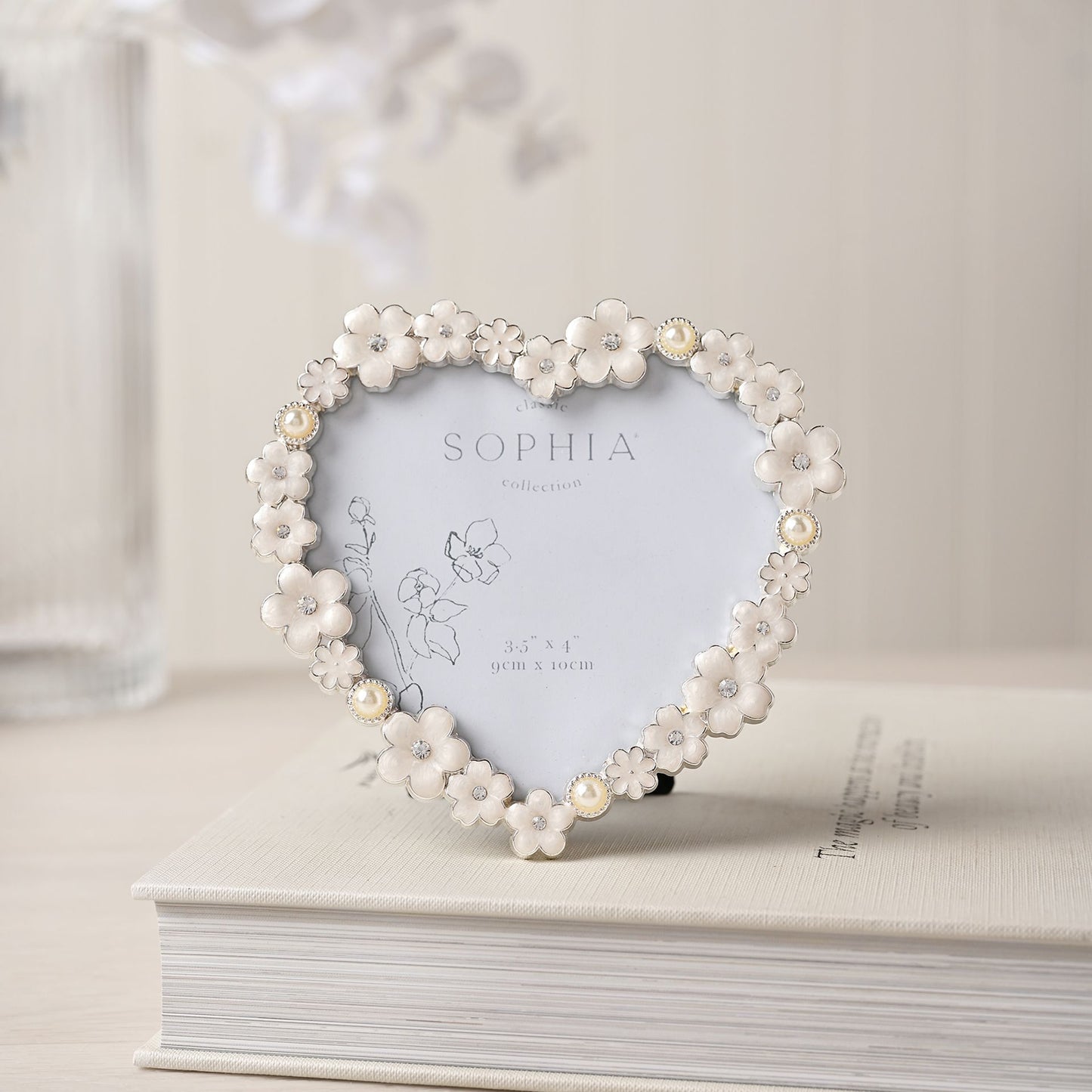 Sophia Daisy Heart Photo Frame White