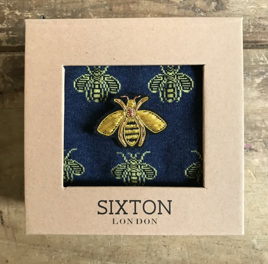 Seoul Bee Socks With Bee Pin Gift Boxed